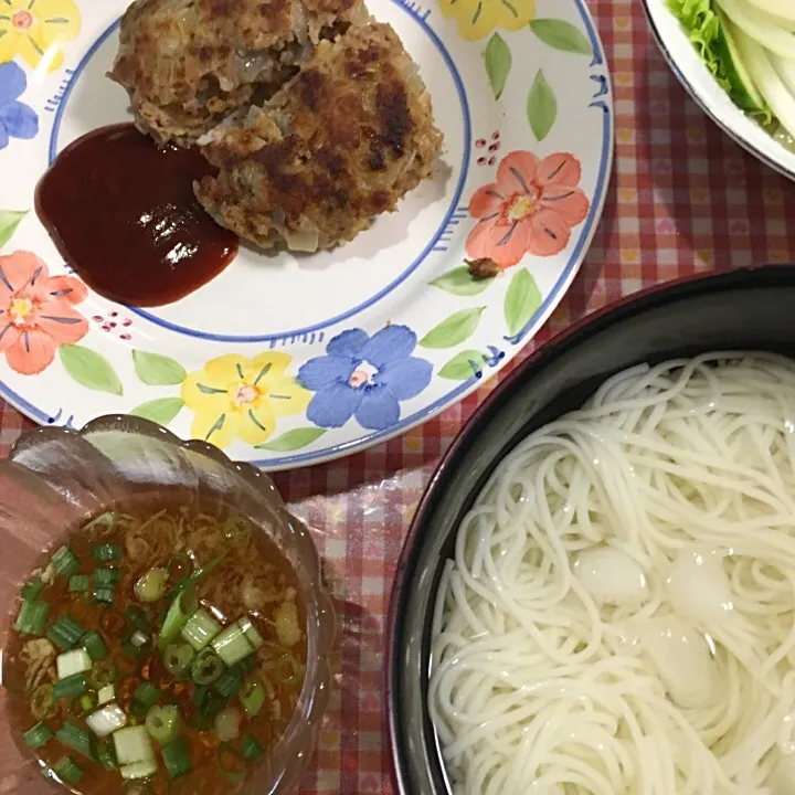 素麺とハンバーグのお家ランチ(^.^)|じゅんこさん