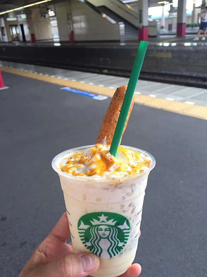 Golden maple frappeccino with シュースティック|チェリーリンさん