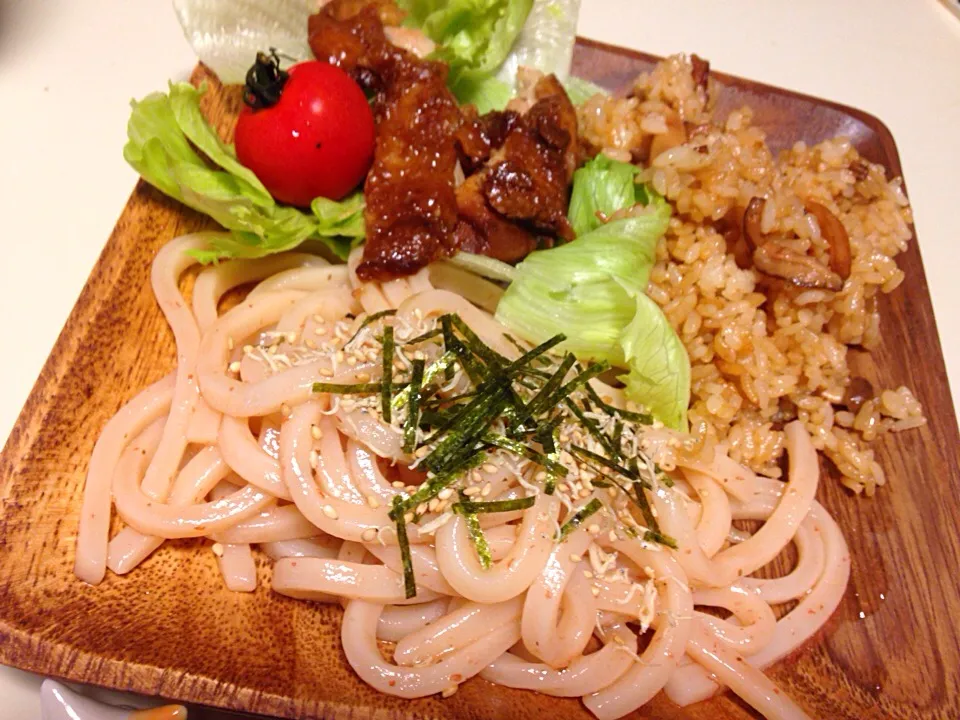 鶏肉のコーラ煮♡バター醤油チャーハン♡梅ソースうどん|直美さん