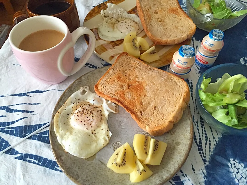 まったり休日の1️⃣朝ごはん(▰˘◡˘▰)|さくたえさん