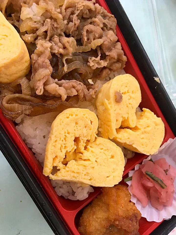 牛すきだし巻き弁当|はっちぃさん