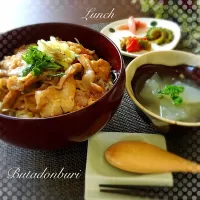 Snapdishの料理写真:夏の疲労回復に豚丼♪|ayakoiymさん