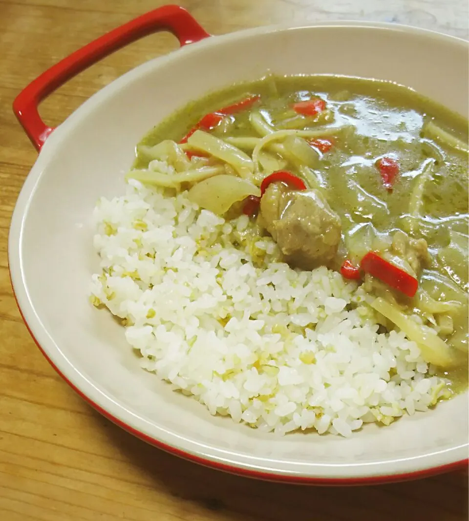 スーパーフード フリーカご飯でグリーンカレー🍛|しょうこさん