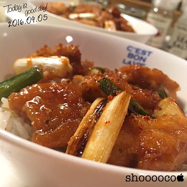 焼き鳥丼。なかなか晩御飯決まらなくて苦しかったわー|shoooocoさん