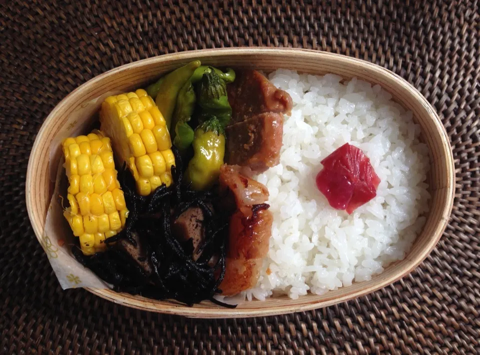 豚肉の味噌漬け焼き弁当|*なおみん*さん