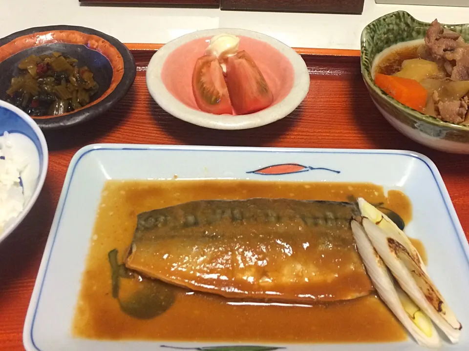 鯖の味噌煮と肉じゃが定食|ユキ❄︎ミライさん