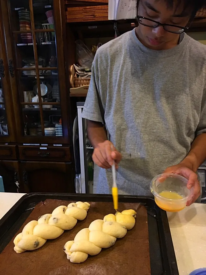 息子っちの作ったツォップ
編み編みパン|大久保 掬恵さん