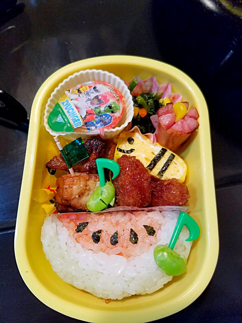 Snapdishの料理写真:夏🎐🏊のスイカ弁当|Reika Sakamotoさん