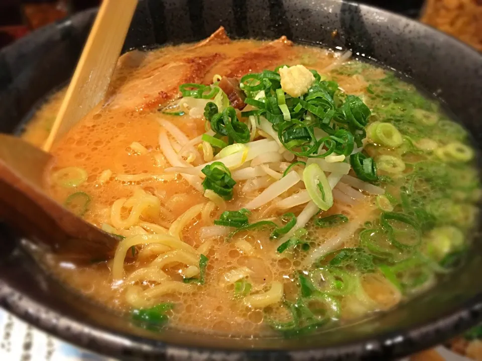 伝丸
濃厚味噌ラーメン 720円|長谷川盛夏さん