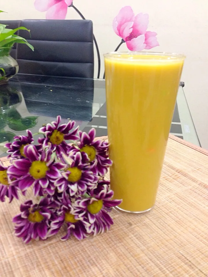 Energy juice -avacado carrot apple juice❤️❤️❤️|Cherry Thamさん