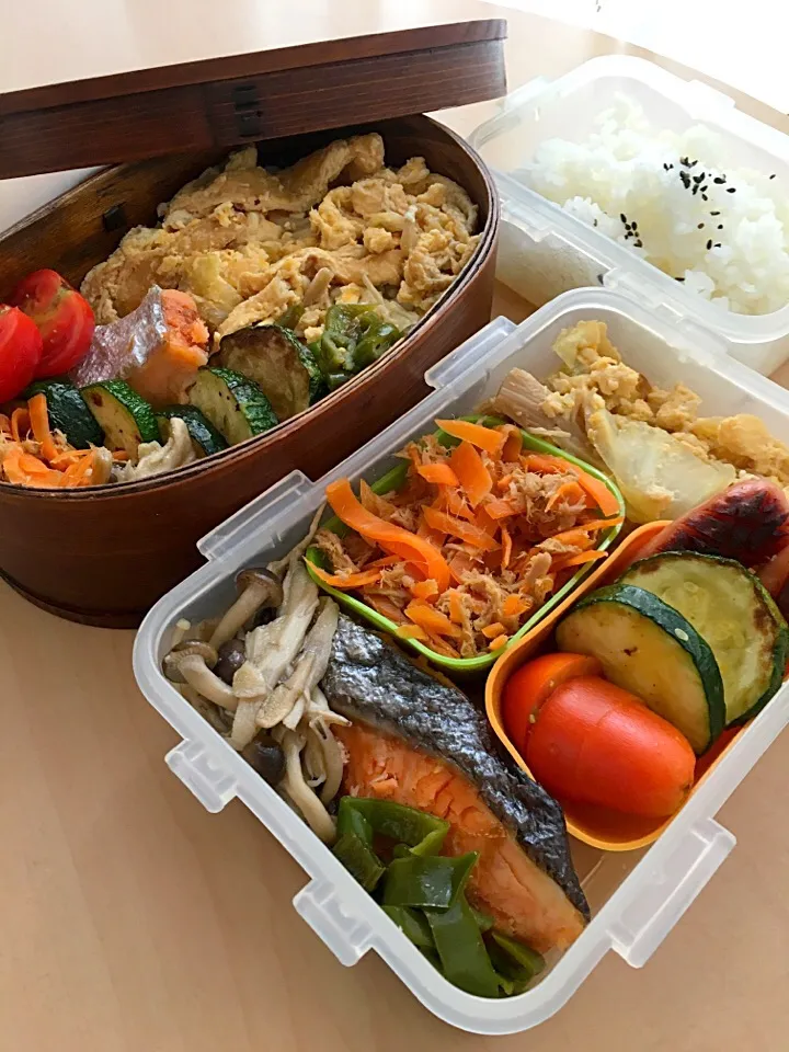 夫婦弁当♪キャベツと油揚げの卵とじ丼|やっこさん