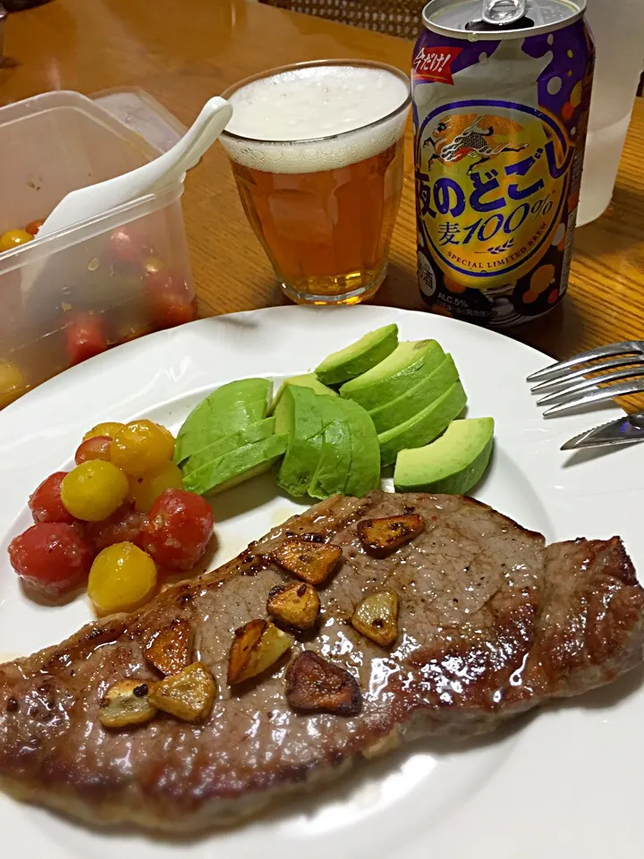 おひとり様ディナー🍴🍻(´･ω･)っ🍖|かよっぺさん