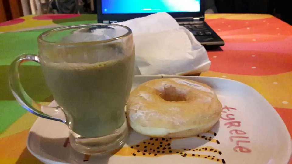 Snapdishの料理写真:IKEA doughnut|anette manuputtyさん