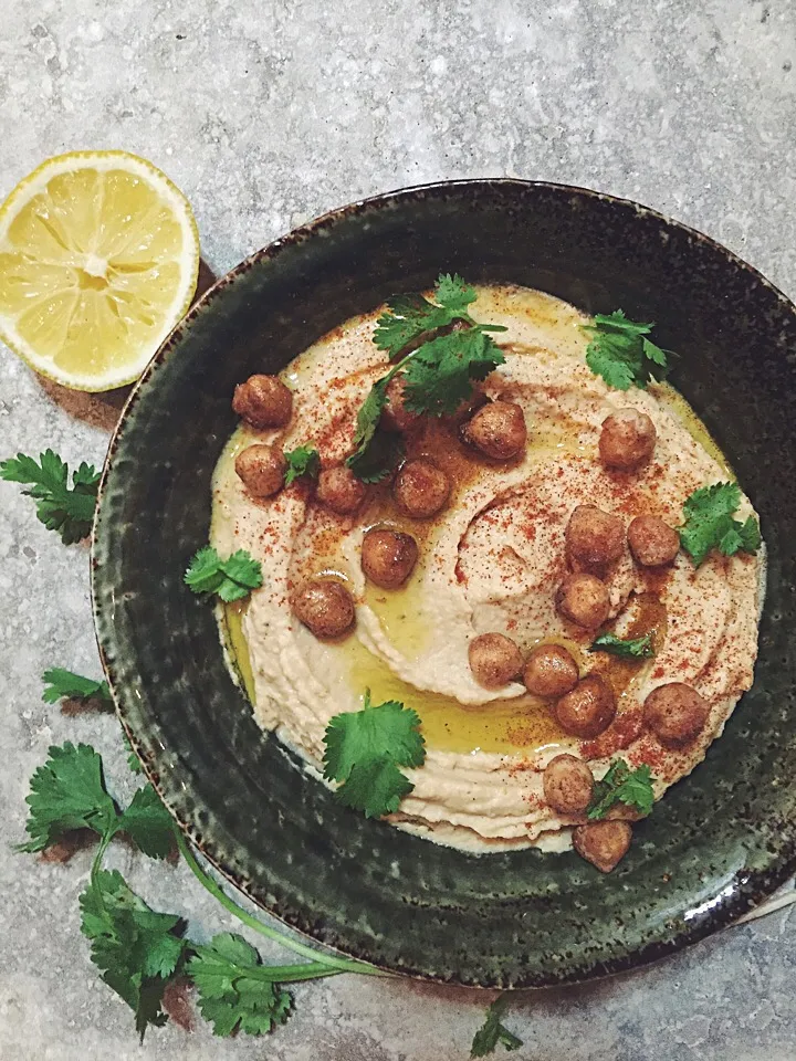 Hummus with crispy spicy chickpea|rick chanさん