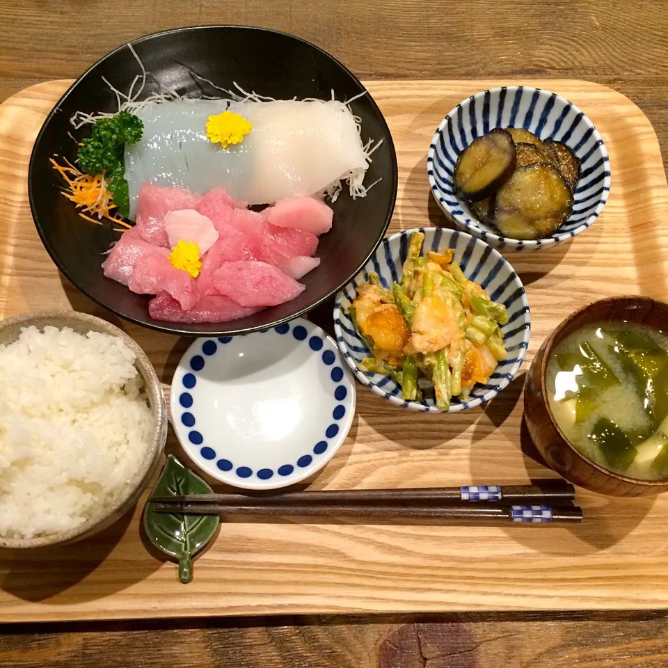 さしみ、海老マヨ、ナスの煮物|Nao Yamadaさん