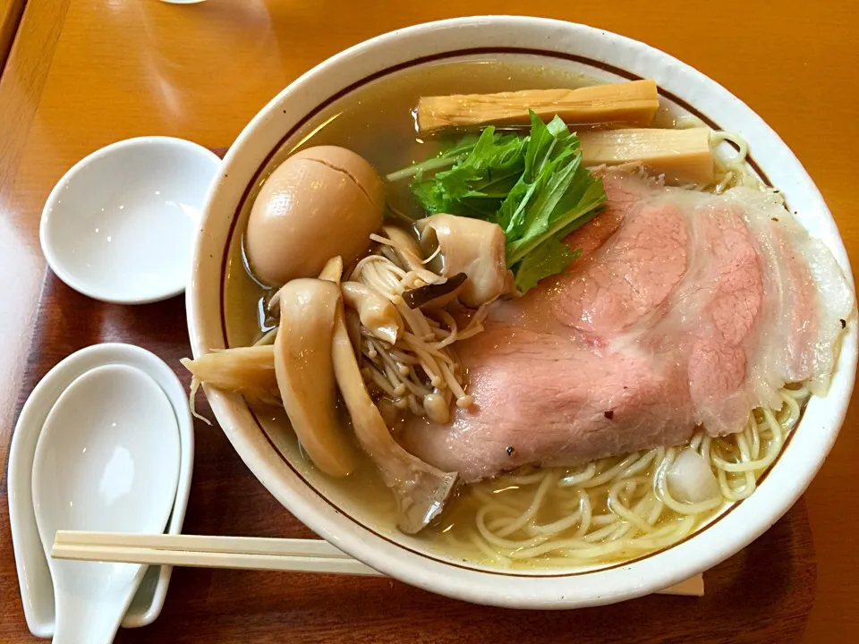 浅利と茸の塩らぁめん(◍•ڡ•◍)❤|いつみさん