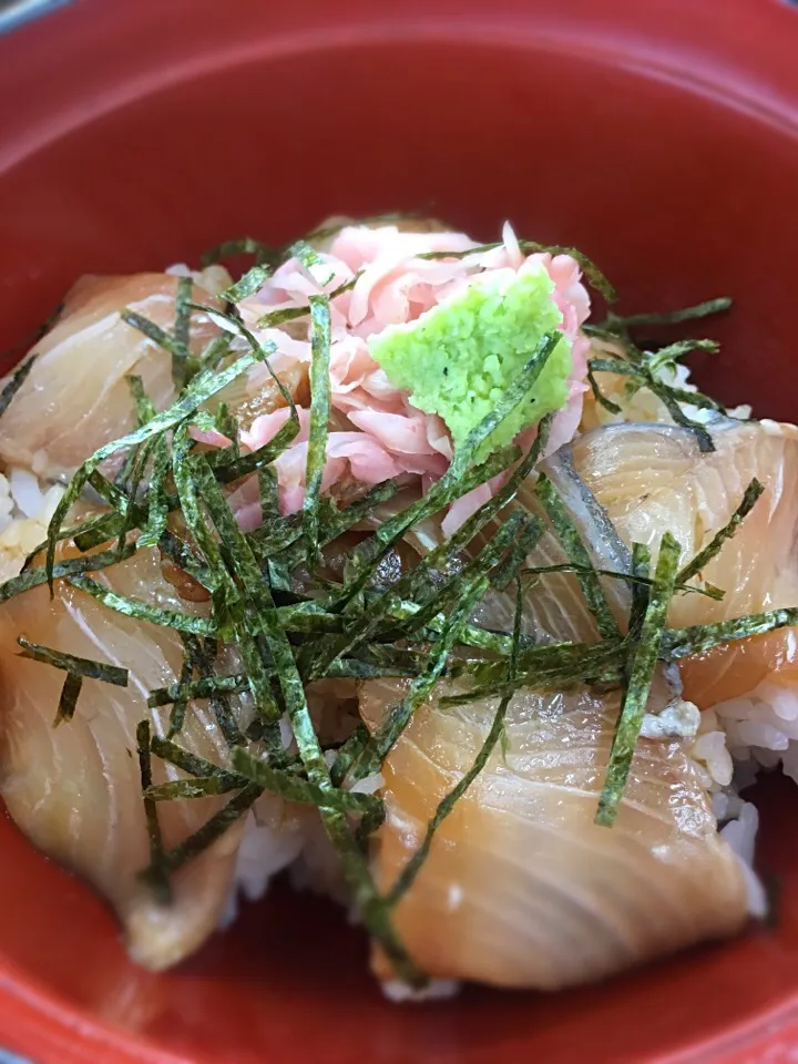 カンパチのヅケ丼(*^^*)|Yoshiko Iさん