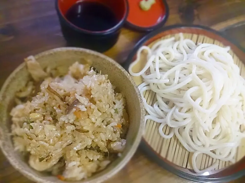 うどんと炊き込みごはん。|ESTさん