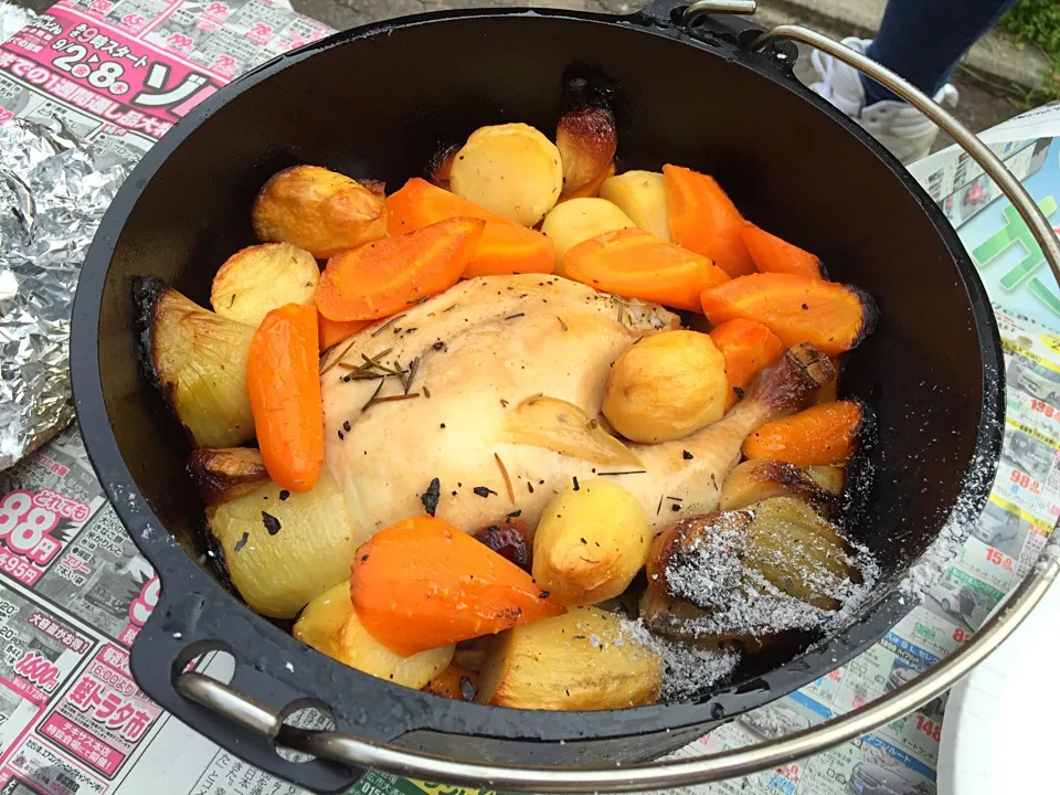 Snapdishの料理写真:ダッチオーブンでローストチキン|ドリーさん