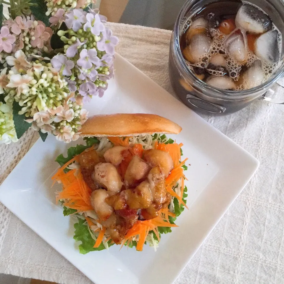 Snapdishの料理写真:9/9❤︎塩ぼんじり&鶏皮焼き鳥❤︎amoベーグルサンド|Makinsさん