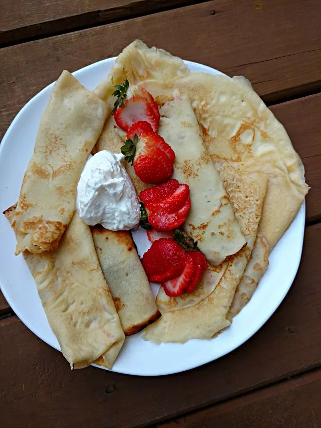 Snapdishの料理写真:Homemade French crêpe|paulaさん