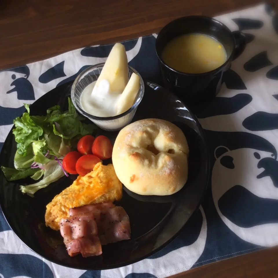 今日の朝ごはん|ぺんぎんさん