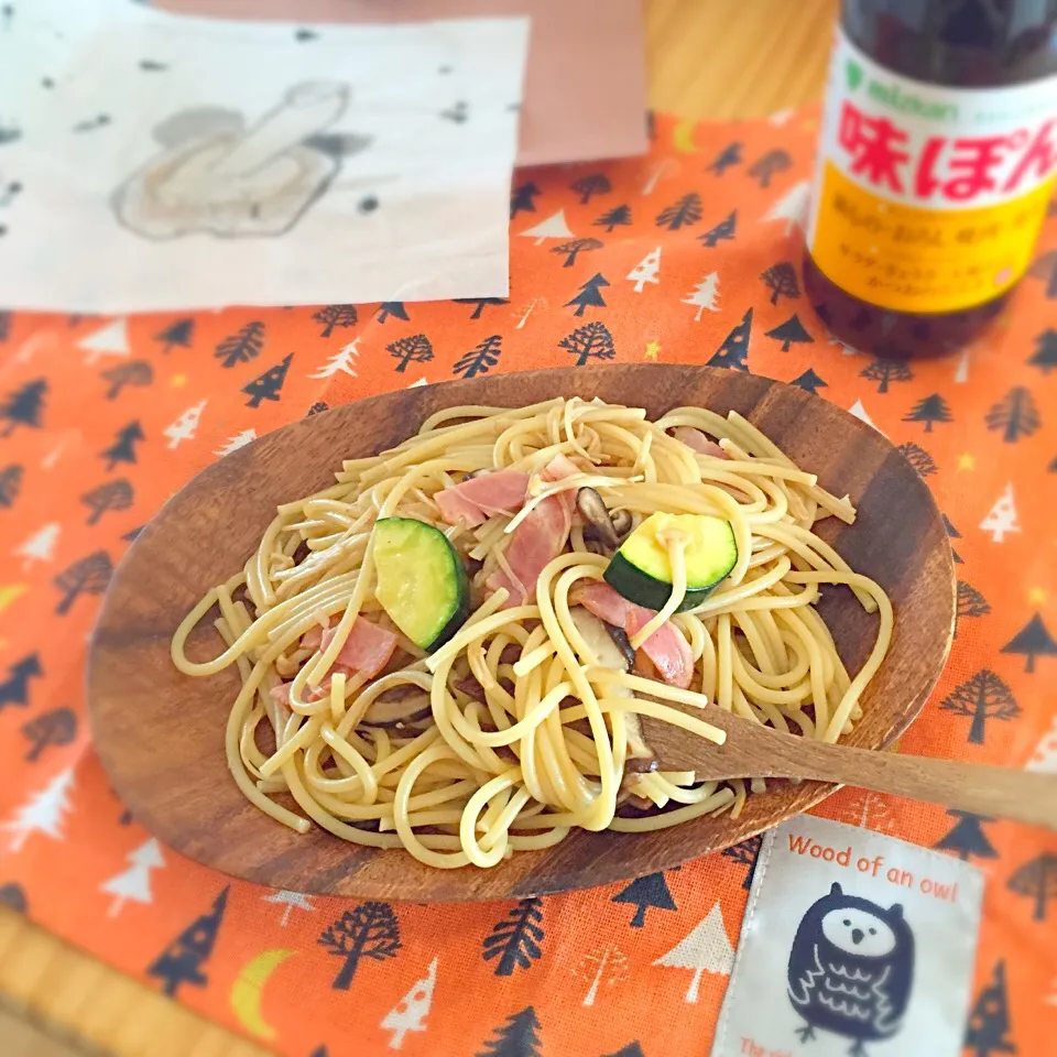 きのことズッキーニのポン酢パスタ|rieさん