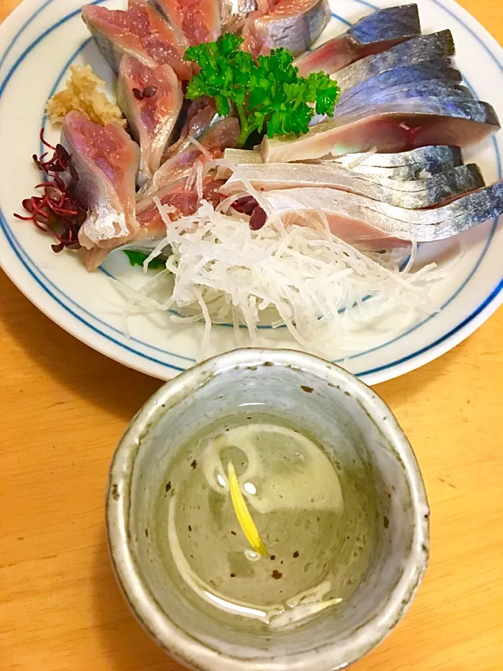 重陽の節句  
秋刀魚としめ鯖を菊の酒で👍|kctreeさん