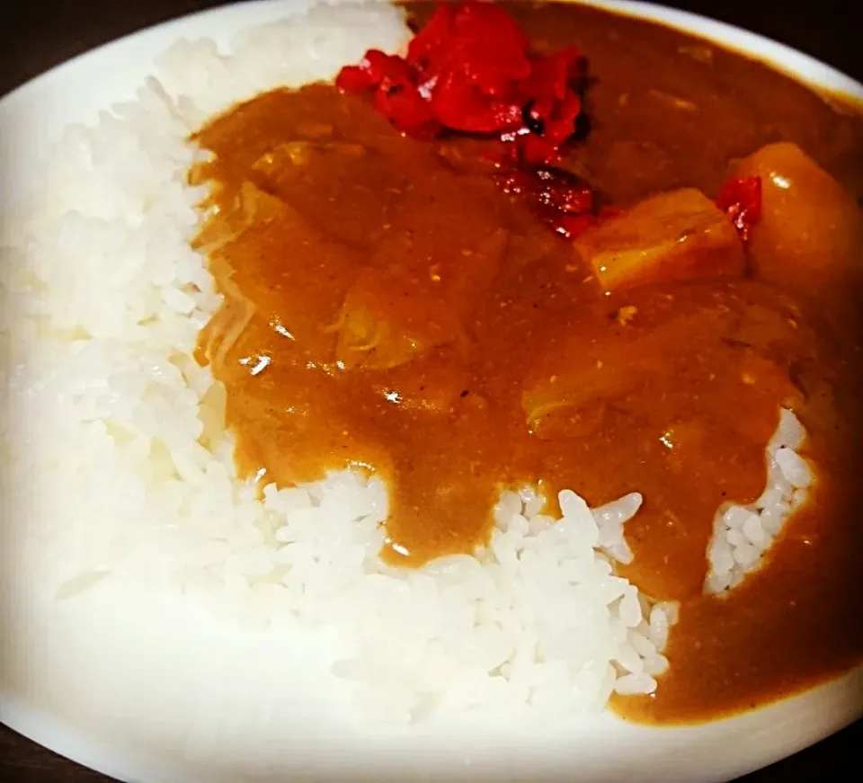 Snapdishの料理写真:カレー #カレー #カレーライス|ヒロミンさん