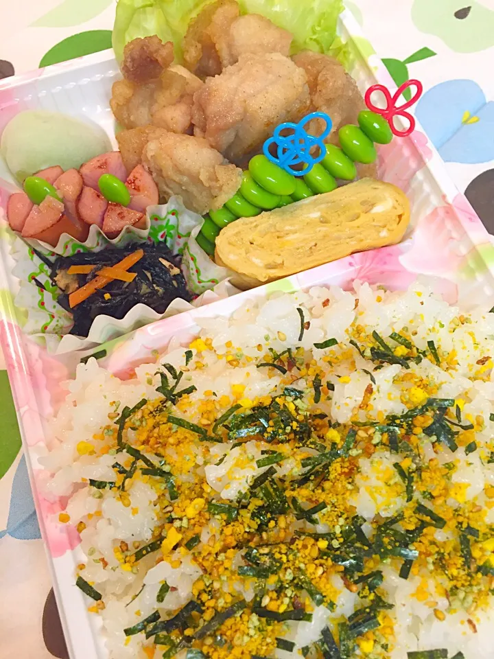 宿泊体験学習！行ってらっしゃい！
唐揚げ弁当！|asamisaraさん