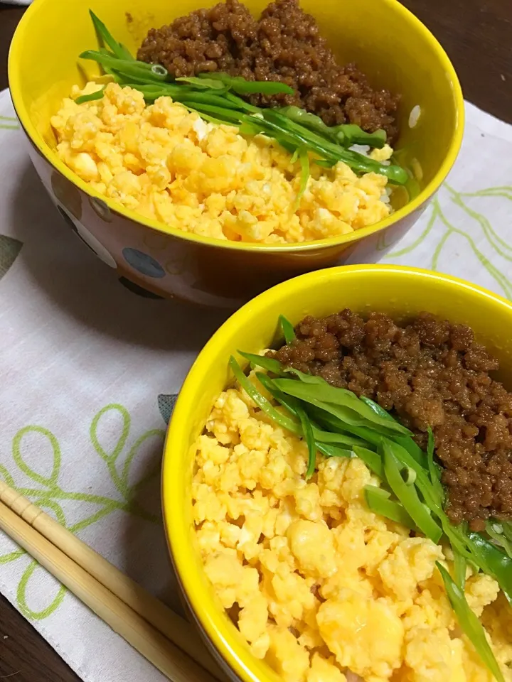 三色丼✨大と小|莉菜さん