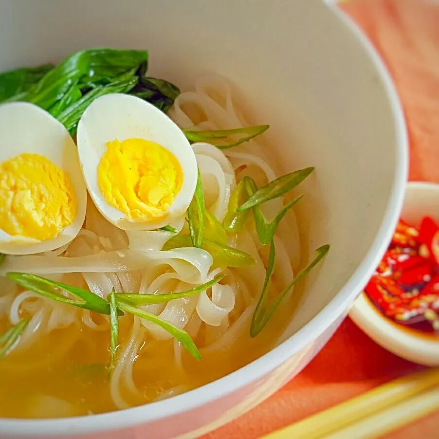 simple noodle in chicken broth|Chua Jeanさん