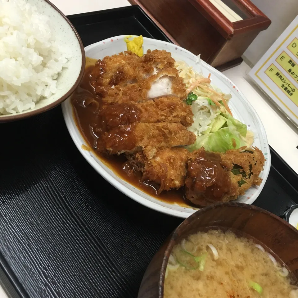 Bセット チキンカツとピーマン肉詰めフライ ライス大盛り|Hajime Sakaiさん