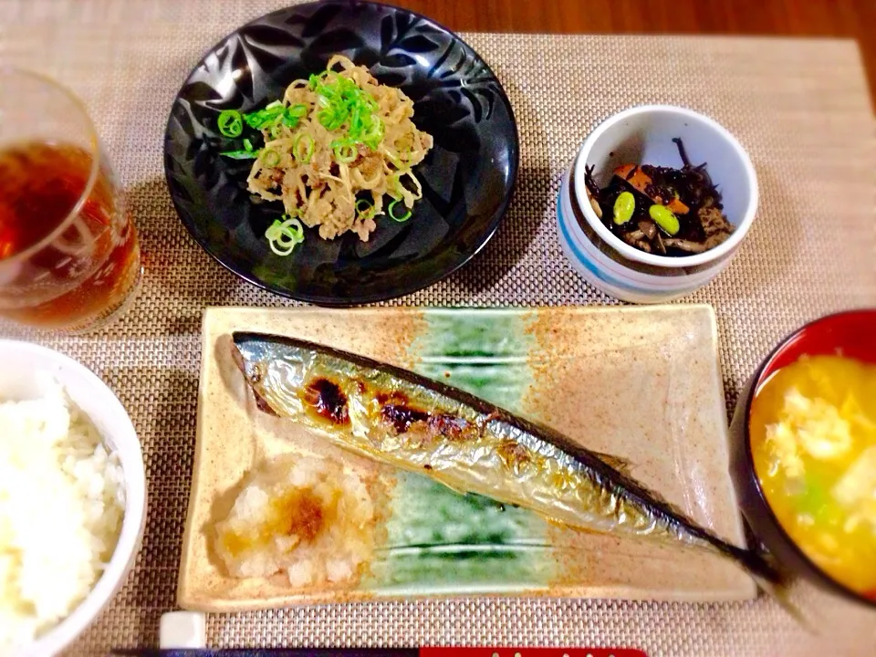 晩ごはん
☆塩さんま
☆切り干し大根のさっぱり炒め
☆ひじきの炒り煮
☆白菜と卵のお味噌汁|けいさん