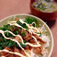 Snapdishの料理写真:16.9.12🐽豚丼|makiさん