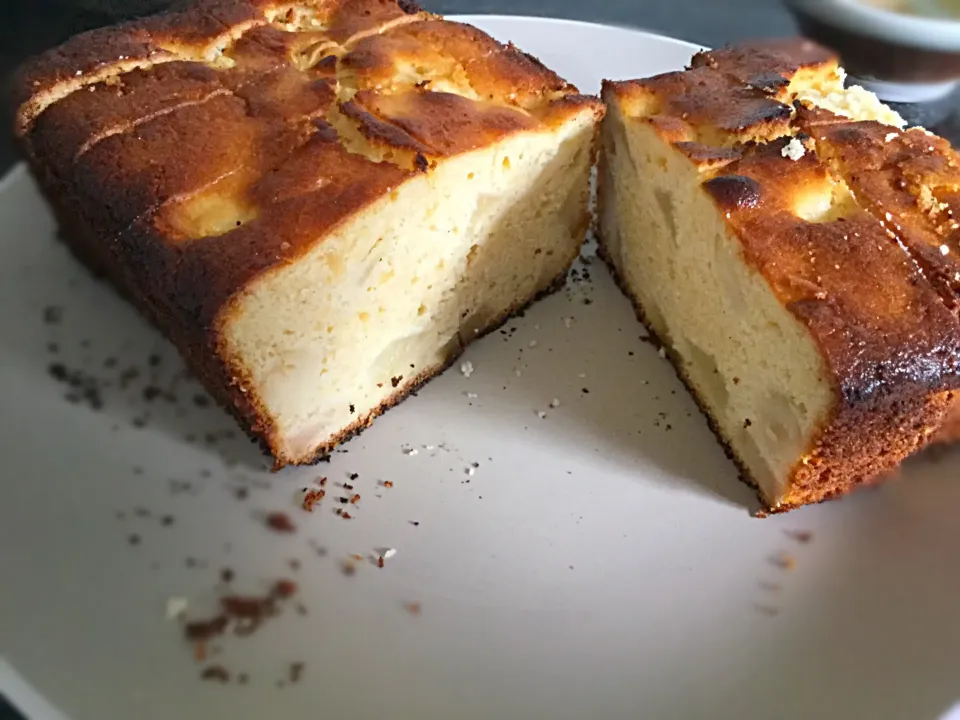 Glutenfree Apple and lemon cake|Ryoさん