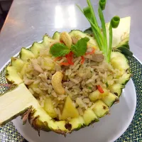 ข้าวผัดสัปปะรด อาหารของประเทศอินโดนีเชีย 🍍|ooвєνєさん