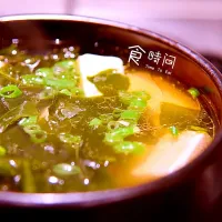 Snapdishの料理写真:Tofu with seaweed soup.|Joyce Wさん