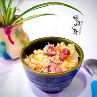 Snapdishの料理写真:Carrot, onion and diced lamb rice.|Joyce Wさん