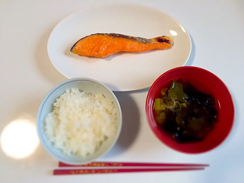 初挑戦！やってみたかった和食！
しょぼしょぼ朝食|marshmallowさん