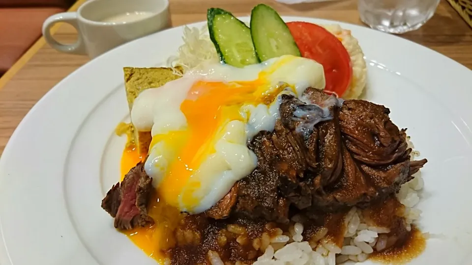 ステーキ丼|ぶりじっとえいちぇるさん