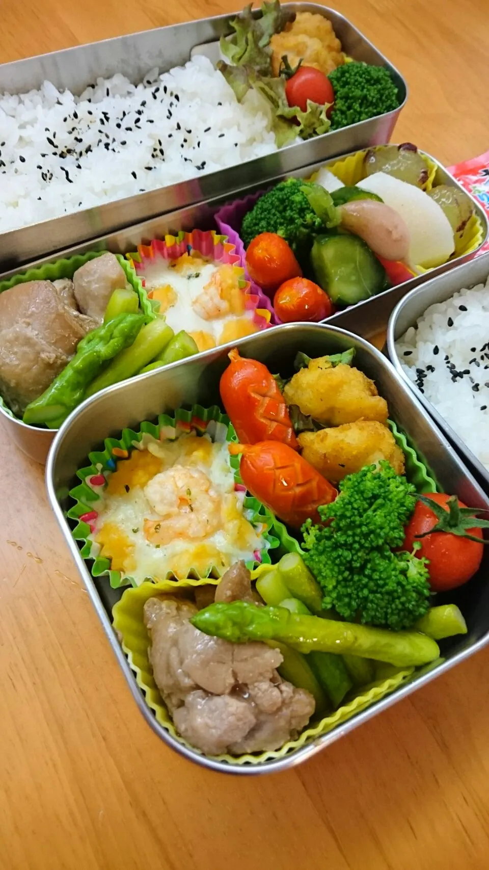 Snapdishの料理写真:9月15日鶏てりやき弁当|あけみさん