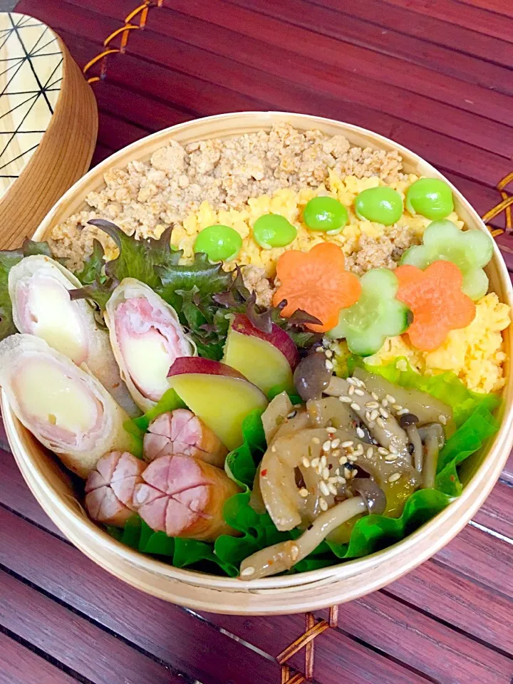 鶏そぼろ丼お弁♪|ききさん