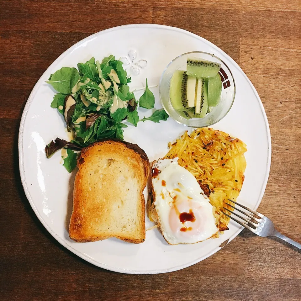 Snapdishの料理写真:じゃがいものガレットでワンプレートランチ。|yukko7740さん