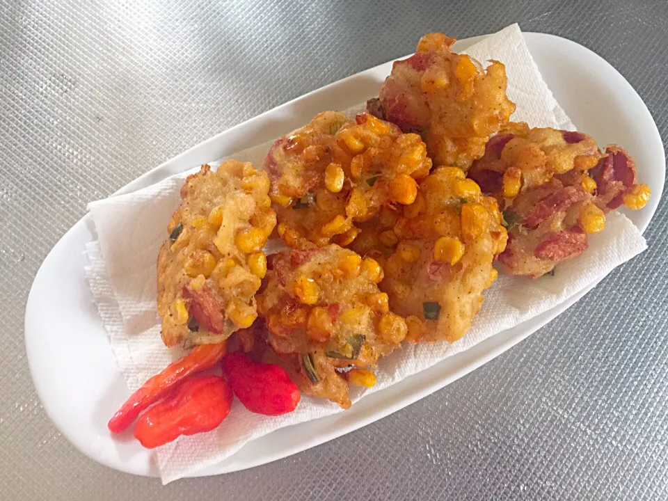 Snapdishの料理写真:Corn fritters|yeni kartikasariさん