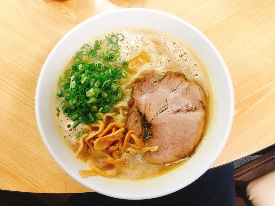 Snapdishの料理写真:@愛知/濃厚鶏白湯ラーメン(醤油)大盛り◎|THE SUNSEAさん