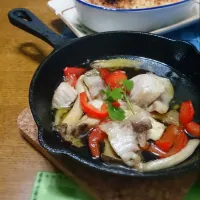 Snapdishの料理写真:スキレットで★カジキとエリンギのアヒージョ