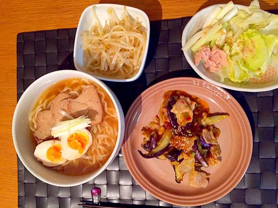 Snapdishの料理写真:9月14日の夕食✴︎喜多方ラーメンなど|mikomikoさん