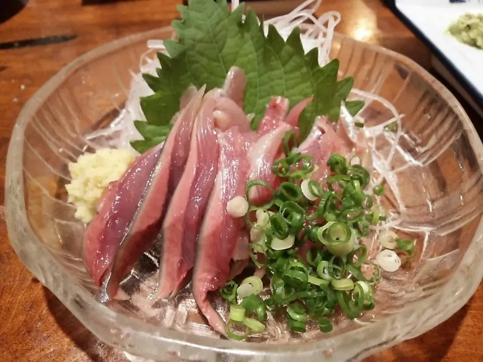 秋刀魚の刺身で一杯|kamekameさん