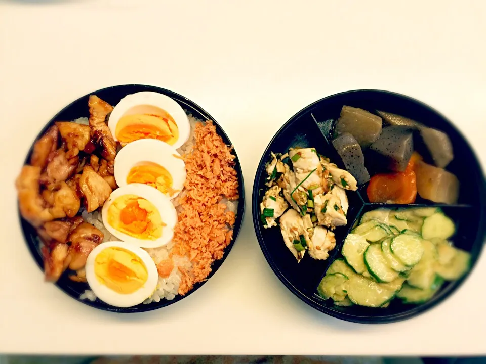 2016.9.16
高１ 息子のお弁当 (๑´ڡ`๑)ŧ‹”
三色弁当🍱|ともとも♫さん